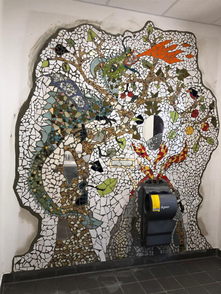 mosaikwand drache BBSII-mosaik-swantje crone-2019-ca. 250x250cm